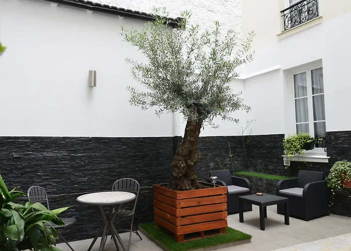 Hotel Le Twelve